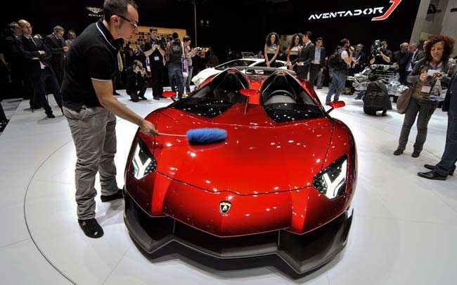 لامبورگینی 