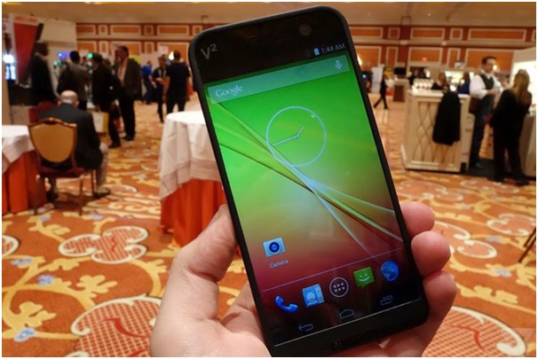 اَبَرتلفنی با حافظه‌ای تا ۳۲۰ گیگابایت