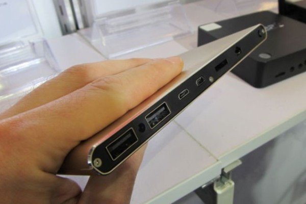 ساخت کوچکترین رایانه جهان ساخت کوچکترین رایانه جهان