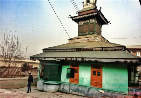 نماد زبان فارسی‌ در کشمیر (+عکس)