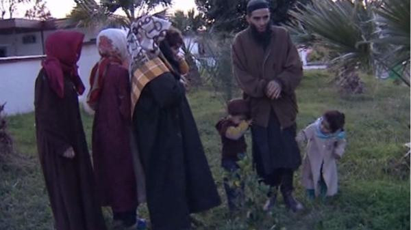 دستگیری یک تندروی الجزایری بعد از ۲۱ سال جنگل نشینی دستگیری یک تندروی الجزایری بعد از ۲۱ سال جنگل نشینی