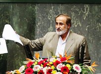 انتقاد تند یک نماینده از رئیس مجلس (+پاسخ لاریجانی) انتقاد تند یک نماینده از رئیس مجلس (+پاسخ لاریجانی)