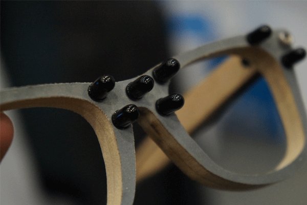 عینکی که چهرهتان را ناپدید میکند عینکی که چهرهتان را ناپدید میکند