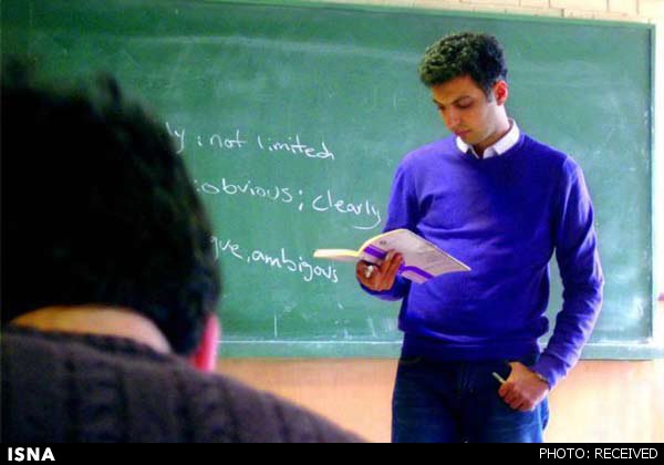 عادل فردوسی‌پور پای تخته سیاه (+عکس)