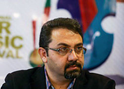 مدیر کل دفتر موسیقی: آنهایی که به سالن کنسرت هجوم بردند، ضد نظاماند مدیر کل دفتر موسیقی: آنهایی که به سالن کنسرت هجوم بردند، ضد نظاماند