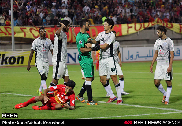 دیدار تیم های فوتبال فولاد خوزستان و السد قطر (عکس)