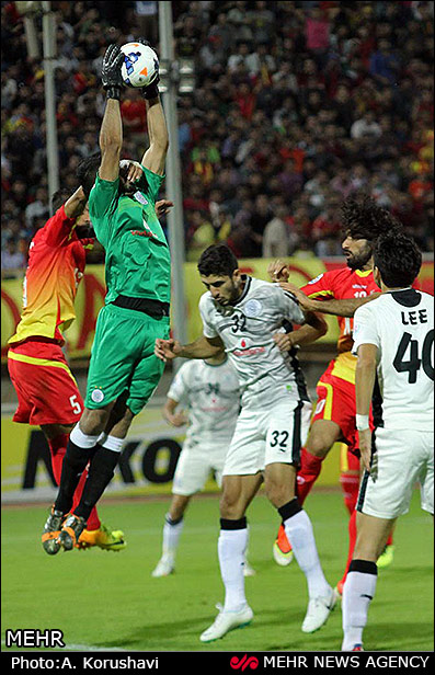 دیدار تیم های فوتبال فولاد خوزستان و السد قطر (عکس)