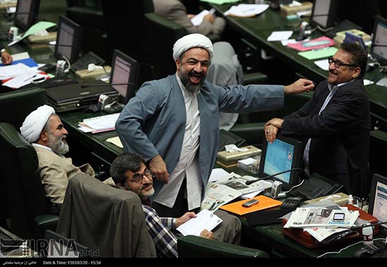 شوخی رسایی با تابش (عکس)