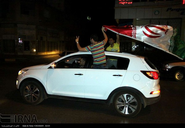 شادی طرفداران تیم ملی در سراسر کشور (عکس)