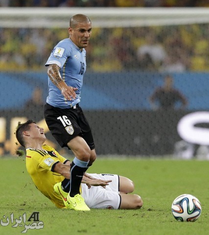 مسابقه کلمبیا و اوروگوئه (عکس)