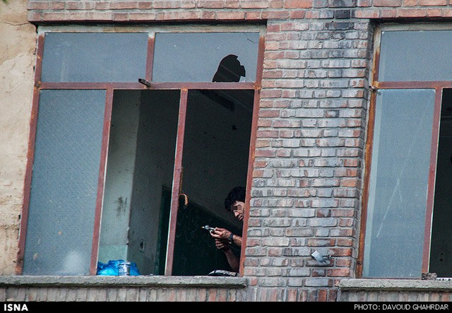 مدرسه معتادها (عکس)