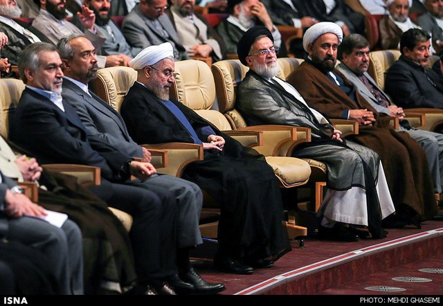 اجلاس روز جهانی مسجد با حضور روحانی (عکس)