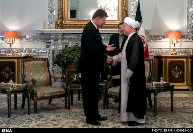 دیدار وزیر خارجه اسلواکی با هاشمی (عکس)