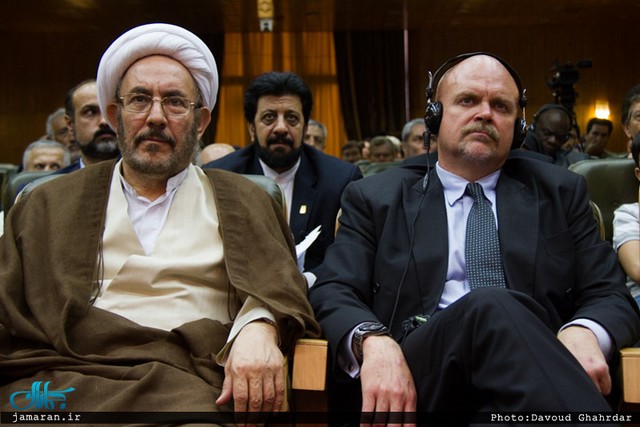 بزرگداشت روز جهانی صلح (عکس)