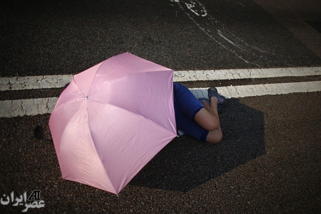 ادامه اعتراضات در هنگ کنگ به شیوه میدان التحریر: انتخابات نمایشی نمی خواهیم (+عکس)