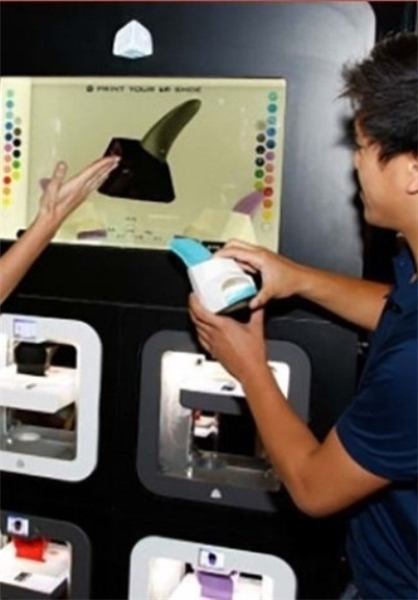 تولید کفش توسط مشتری با چاپگرسه بعدی+تصاویر