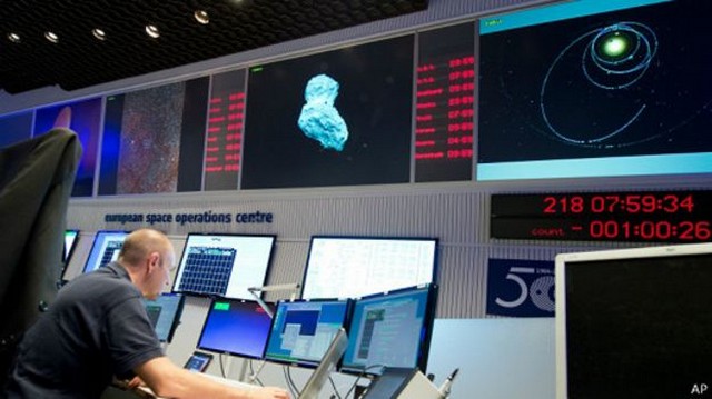 فرود روبات اروپایی بر یک دنباله دار