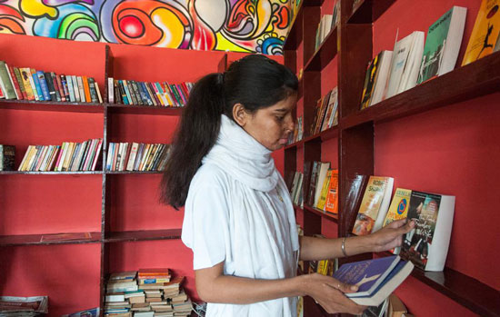 کافه قربانیان اسیدپاشی در هند (+عکس)