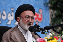 نماینده ولی‌فقیه در حج: خبر تجاوز دروغ است/ رسانه‌ها شیطنت‌ کردند