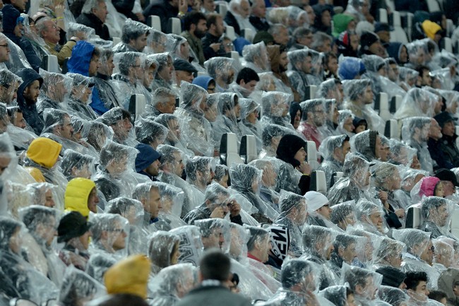 یوونتوس 2 - لاتزیو صفر / نمایش قهرمان درشب بارانی تورین(عکس/قهرمان)