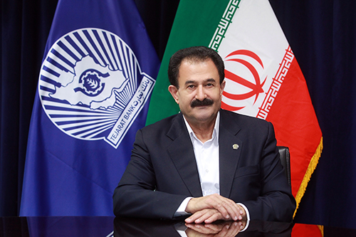 تبریک مدیرعامل بانک تجارت به مناسبت سال نو میلادی