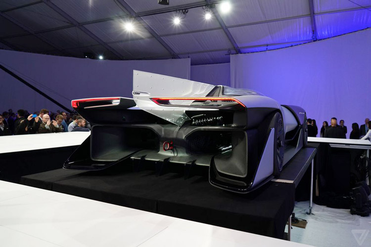 رونمایی از خودروی الکتریکی ۱۰۰۰ اسب بخاری رونمایی از خودروی الکتریکی ۱۰۰۰ اسب بخاری