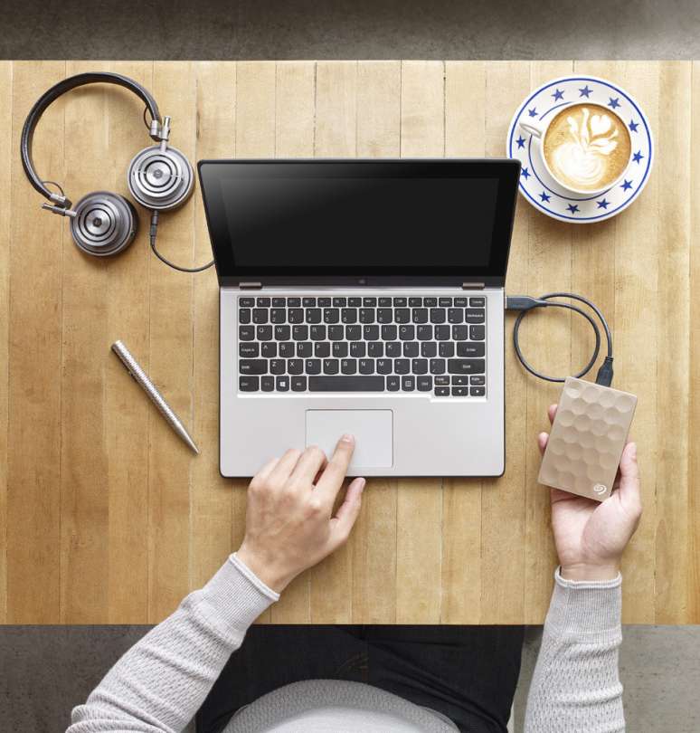 باریک ترین هارد دیسک 2 ترابایتی جهان معرفی شد باریک ترین هارد دیسک 2 ترابایتی جهان معرفی شد