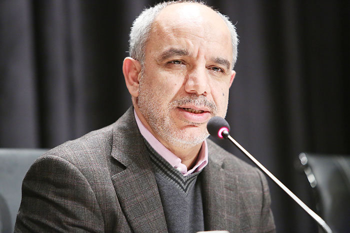 چقازردی: هزینه های عملیاتی در سیستم بانکی باید کاهش یابد