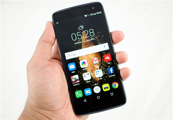 رونمایی آلکاتل از دو گوشی جدید و یک لپ تاپ رونمایی آلکاتل از دو گوشی جدید و یک لپ تاپ