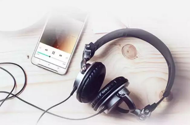 اچتیسی One X9 به صورت رسمی معرفی شد اچتیسی One X9 به صورت رسمی معرفی شد