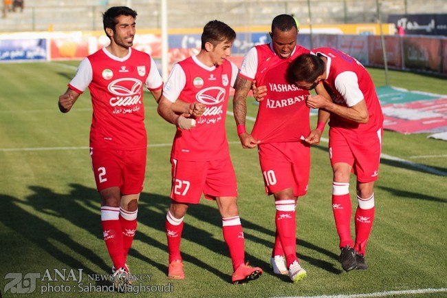 تراکتورسازی دوباره صدرنشین شد!(+عکس/جدول) تراکتورسازی دوباره صدرنشین شد!(+عکس/جدول)