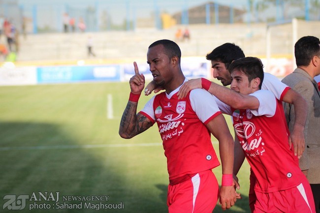 تراکتورسازی دوباره صدرنشین شد!(+عکس/جدول) تراکتورسازی دوباره صدرنشین شد!(+عکس/جدول)