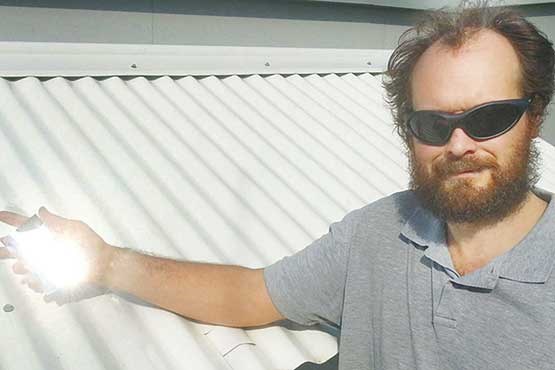 راهکاری برای خنکتر شدن سطح داغ پشت بامها در تابستان راهکاری برای خنکتر شدن سطح داغ پشت بامها در تابستان