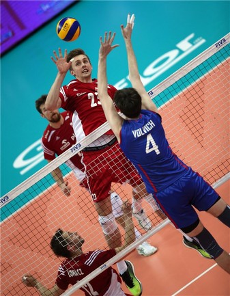 روسیه 2 - لهستان 3 / روسیه یک امتیاز برای ایران گرفت و حذف شد(عکس)