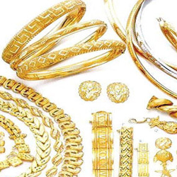 النگوهای ۵۰ گرمی، ۳ گرمی شد/بازار خالی از مشتری است