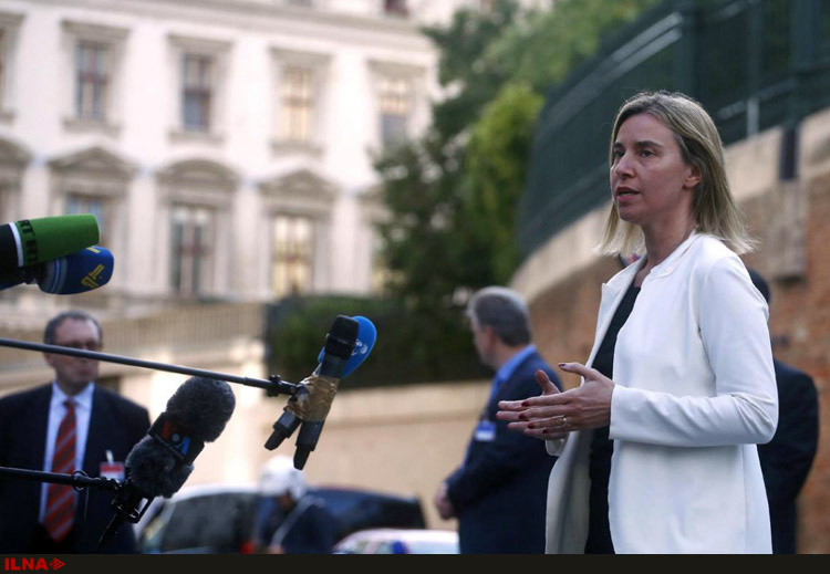 حاشیه‌های محل مذاکرات (+عکس)