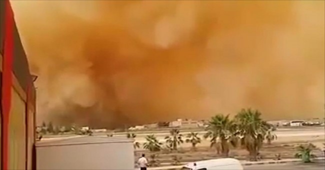 توفان خاک در اردن (عکس)