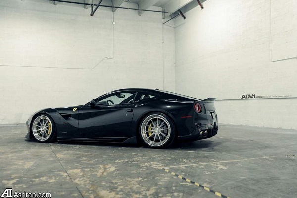 وقتی فراری برلینتا کفش جدید به پا می کند! وقتی فراری برلینتا کفش جدید به پا می کند!