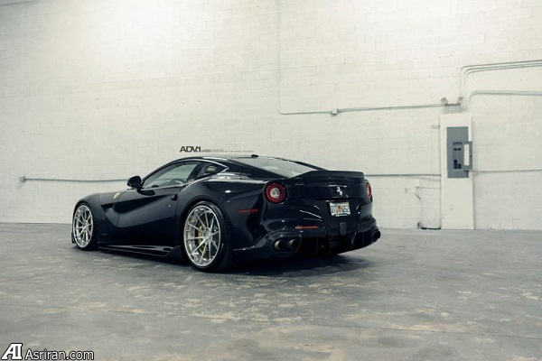 وقتی فراری برلینتا کفش جدید به پا می کند! وقتی فراری برلینتا کفش جدید به پا می کند!