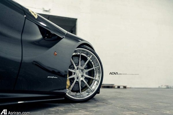 وقتی فراری برلینتا کفش جدید به پا می کند! وقتی فراری برلینتا کفش جدید به پا می کند!