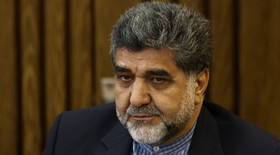 عیادت استاندار تهران از استاد شجریان