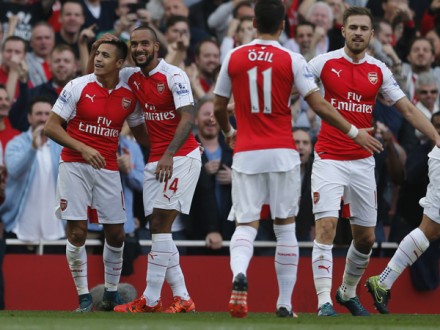 آرسنال 3 - 0 منچستریونایتد / پیروزی شیرین ونگر(+عکس/جدول) آرسنال 3 - 0 منچستریونایتد / پیروزی شیرین ونگر(+عکس/جدول)