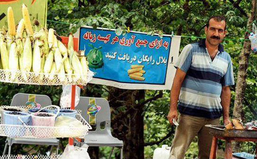 اقدام زیبای یک بلال‌فروش (عکس)