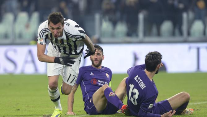 یوونتوس 3 - 1 فیورنتینا / بانوی پیر زنده شد(+عکس/جدول) یوونتوس 3 - 1 فیورنتینا / بانوی پیر زنده شد(+عکس/جدول)