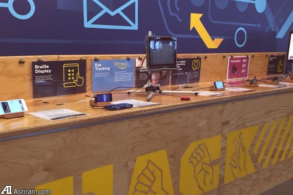 در پشت صحنه فیسبوک