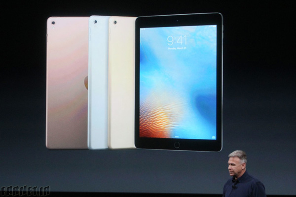 آیپد پرو 9.7 اینچی اپل رونمایی شد آیپد پرو 9.7 اینچی اپل رونمایی شد