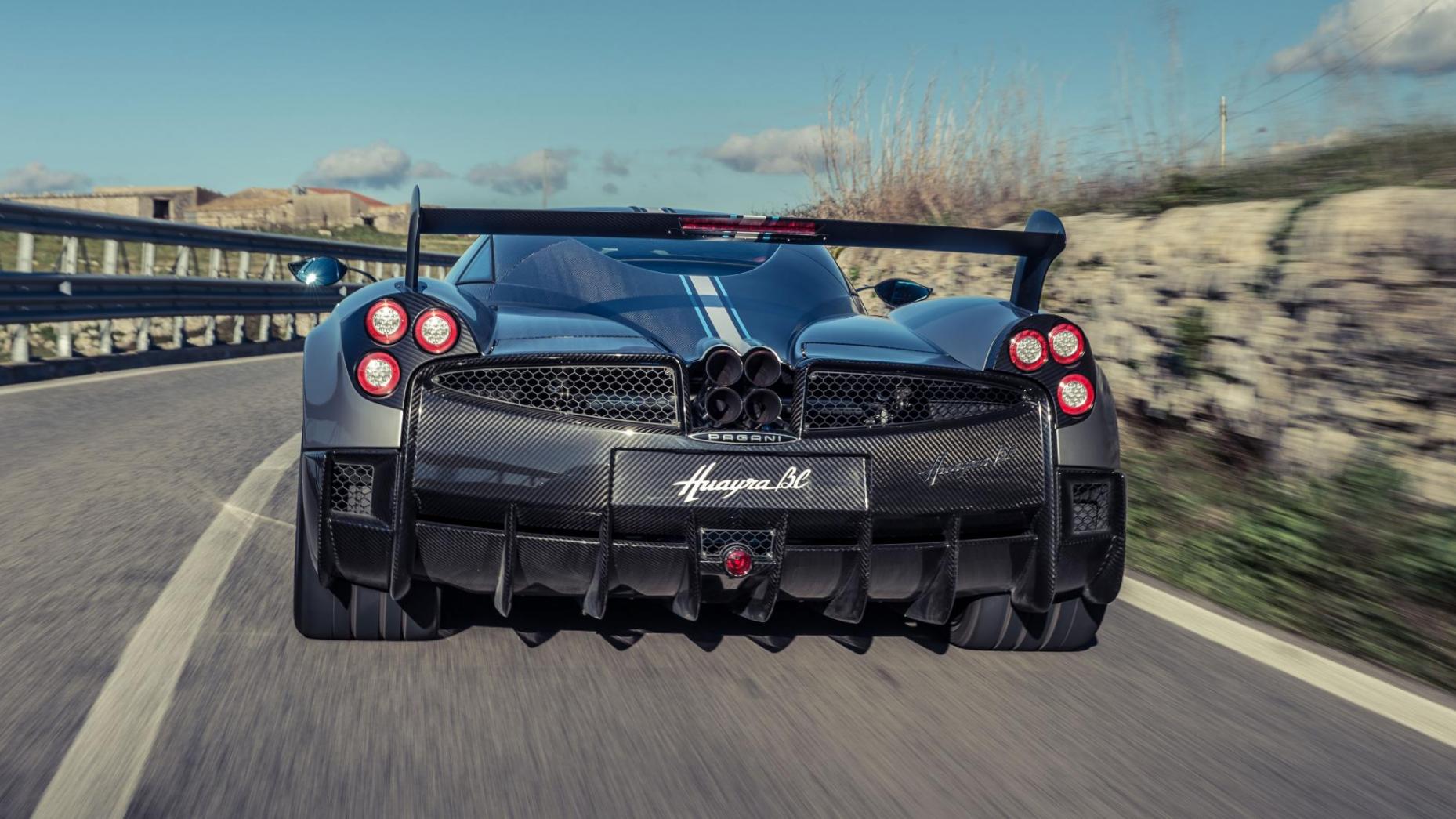 قدرتمند و خشنهای 2016 قدرتمند و خشنهای 2016