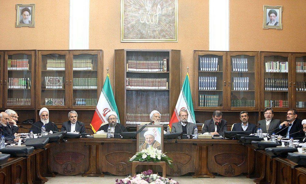 اولین جلسه مجمع تشخیص بعد از آیت‌الله هاشمی‌/ موحدی کرمانی جانشین هاشمی شد(عکس)