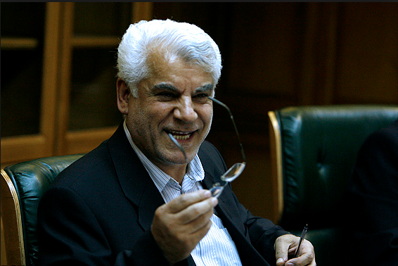 بهمنی: از این به بعد  کشورها محتاط تر با آمریکا وارد معامله می شوند/ رابطه اروپایی‌ها با ایران نشان می‌دهد تابوی آمریکا شکسته است