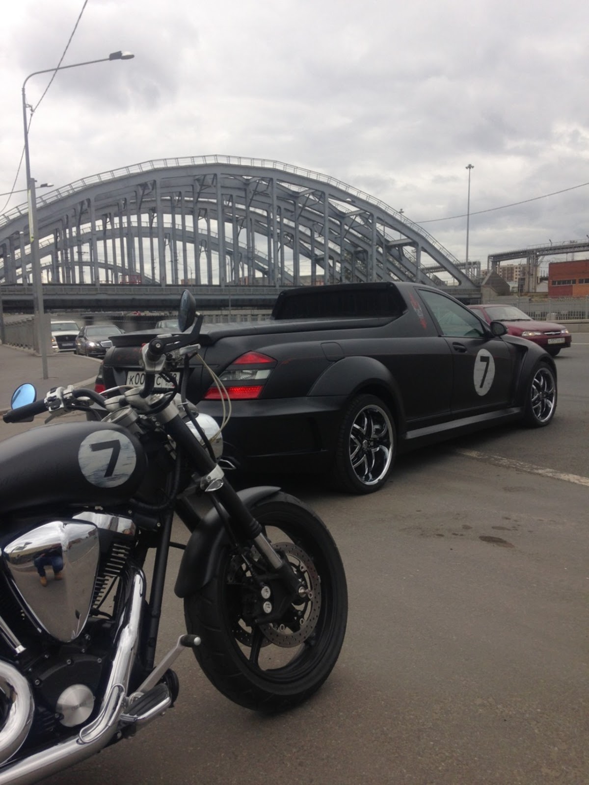 بنزی که پیک‌آپ شد